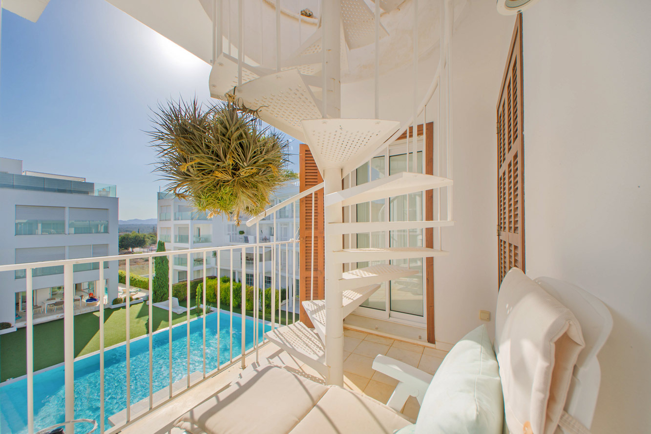 Penthouse, Porto Cristo