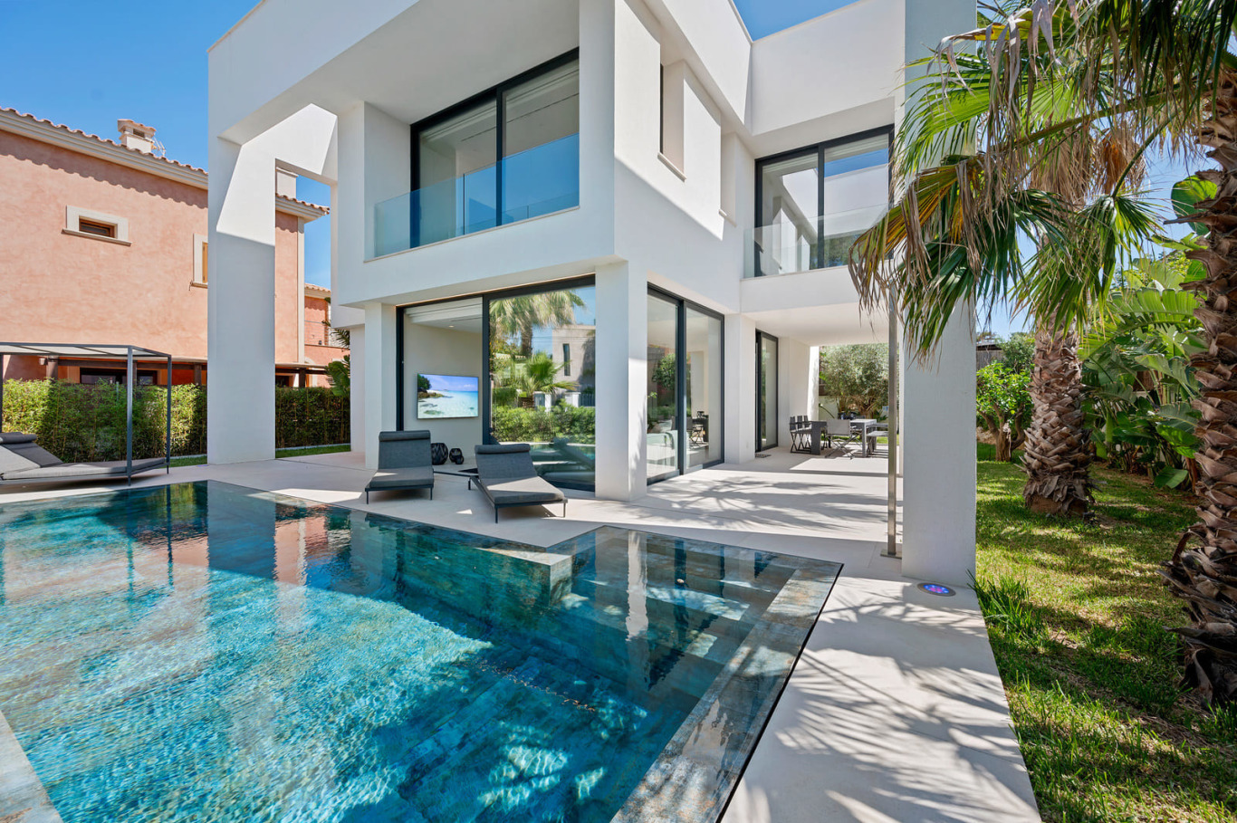 Villa, El Toro