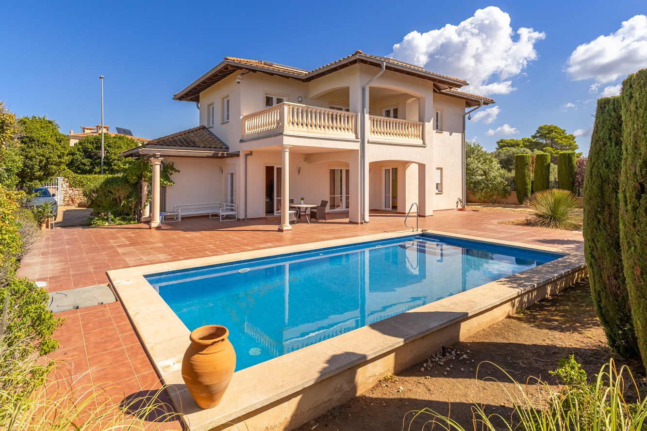 Villa, Puig de Ros