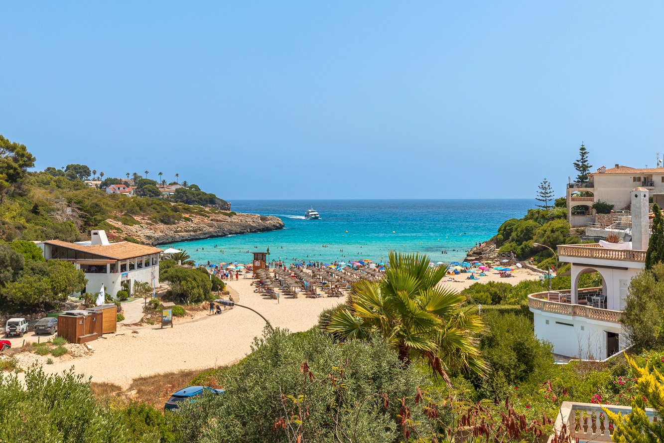 Villa, Cala Mendia