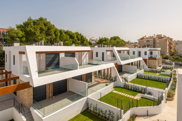 Neugebaute Doppelhaushälften mit privatem Pool und Garten in Cala Ratjada Bild 4