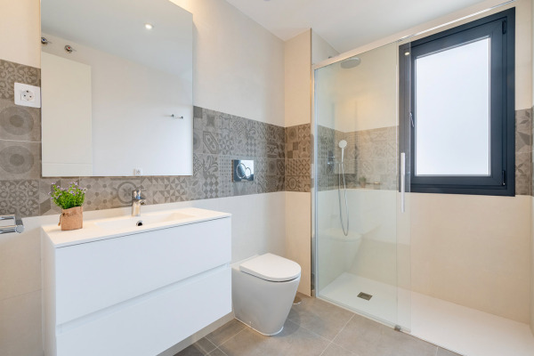 Neugebaute Doppelhaushälften mit privatem Pool und Garten in Cala Ratjada Bild 10