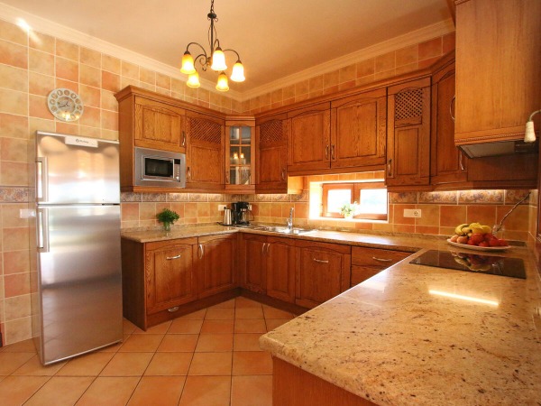 Großzügige Finca mit Pool und Ferienvermietlizenz in Son Carrio Bild 9