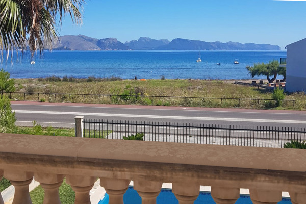 Mediterrane Meerblick-Villa in zweiter Meereslinie in der Bucht von Pollensa Bild 5