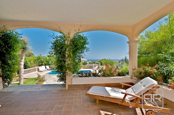 Mediterrane Meerblick-Villa in sehr begehrter Wohnlage in Nova Santa Ponsa Bild 6