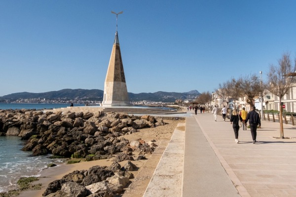 Stilvoll renovierte Wohnung mit Meerblick in gefragter Lage von El Molinar Bild 9