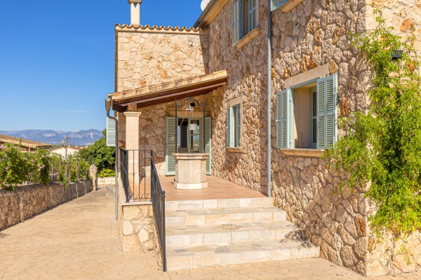 Traditionelle Villa mit modernem Komfort und Rundumblick in Sineu Bild 3