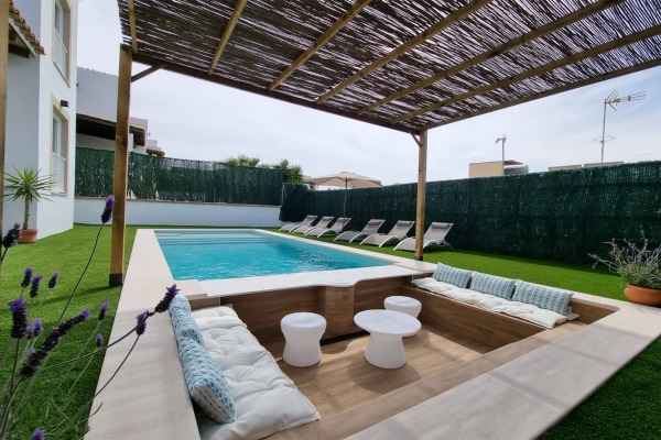 Mediterrane Villa mit Pool und Ferienvermietlizenz in Cala Murada Bild 3