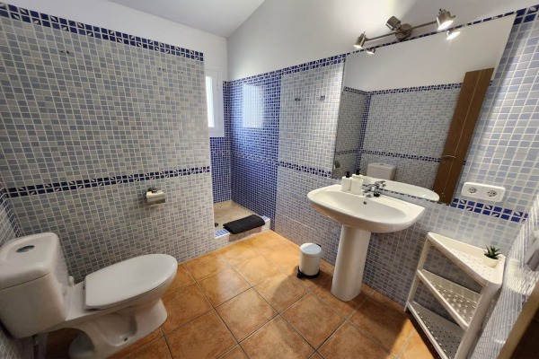 Mediterrane Villa mit Pool und Ferienvermietlizenz in Cala Murada Bild 11