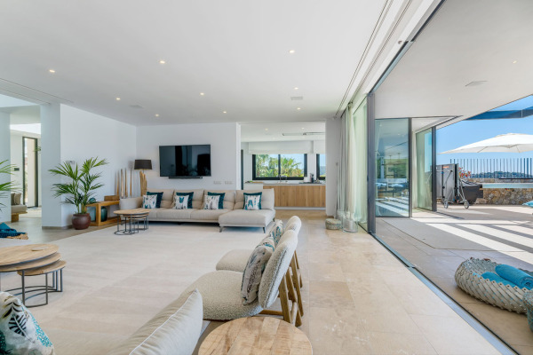 Luxus-Villenanwesen in exklusivster Lage mit spektakulärer Aussicht Bild 7