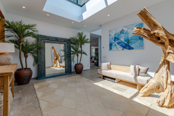 Luxus-Villenanwesen in exklusivster Lage mit spektakulärer Aussicht Bild 11