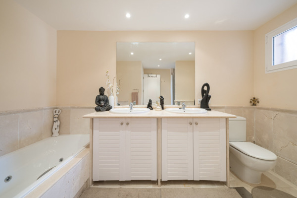 Geräumige Penthouse-Wohnung in begehrter Wohnanlage in Nova Santa Ponsa Bild 9