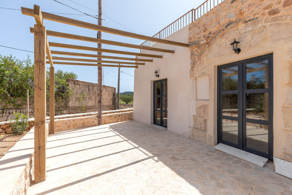 Sanierte Finca mit antiker Mühle in der Nähe von Felanitx im Südosten Bild 4