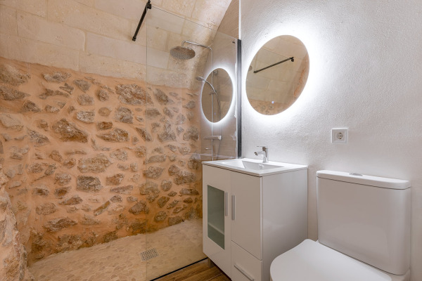 Sanierte Finca mit antiker Mühle in der Nähe von Felanitx im Südosten Bild 11