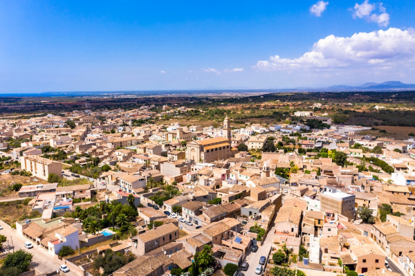 Neubau-Reihenhaus mit Pool und privatem Garten in Ses Salines Bild 7