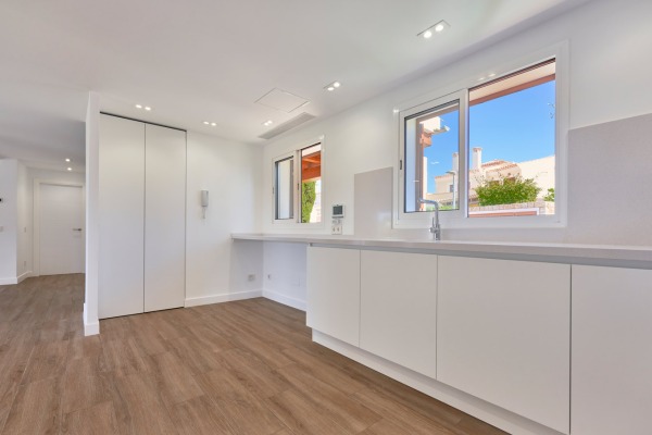 Freistehende Villa mit privatem Pool und Blick über den Golfplatz Bild 8