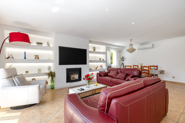 Charmante mediterrane Villa mit schönem Garten in El Toro Bild 4