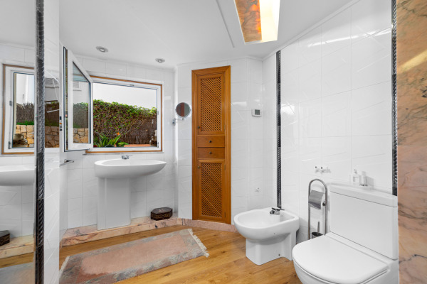 Erdgeschoss-Apartment mit fantastischem Meerblick in Port Andratx Bild 9