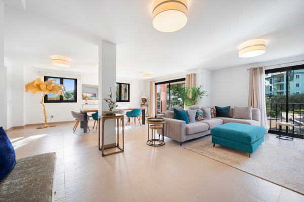 Exklusives, großzügiges Apartment nah an Strand und Golfplatz Bild 4