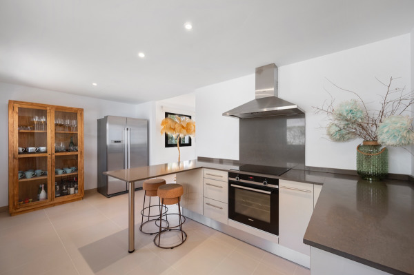 Exklusives, großzügiges Apartment nah an Strand und Golfplatz Bild 9