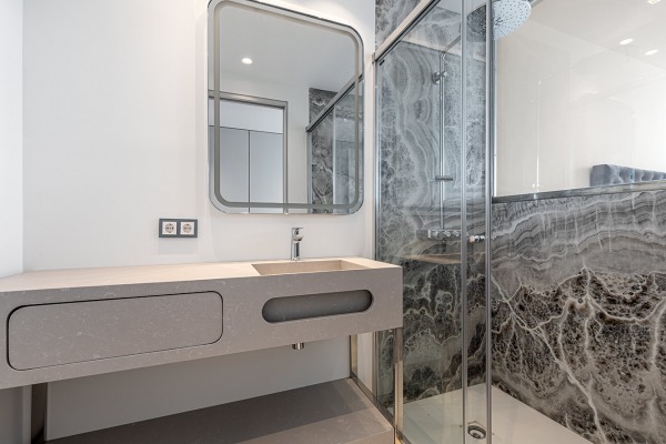 Neubau Luxusanwesen in erster Meereslinie mit direktem Meerzugang Bild 11