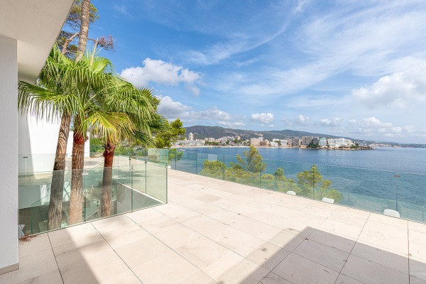 Neubau Luxusanwesen in erster Meereslinie mit direktem Meerzugang Bild 12