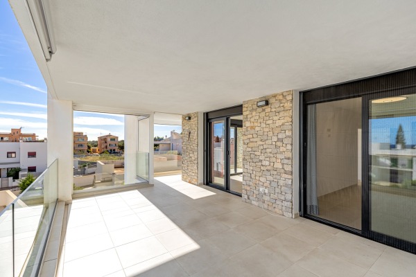 Modernes Apartment mit Teilmeerblick in einer gepflegten Anlage in Portocolom Bild 8