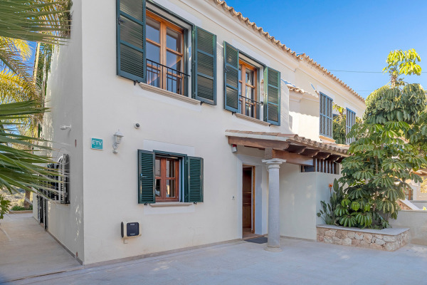 Doppelhaushälfte in traumhafter Lage mit Meerblick in Cala Pi Bild 2