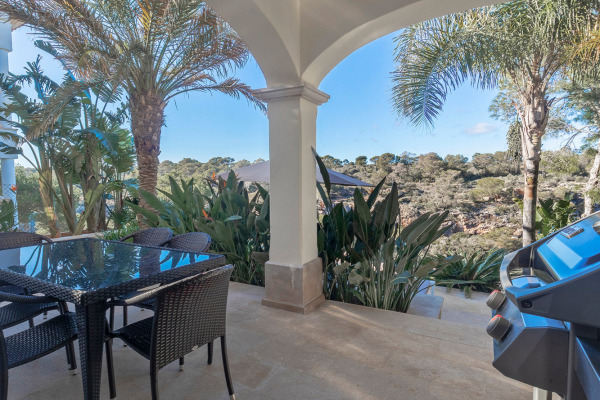 Doppelhaushälfte in traumhafter Lage mit Meerblick in Cala Pi Bild 7