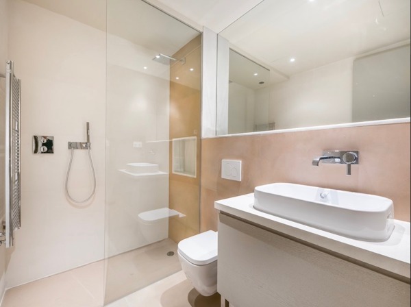 Moderne Luxusfinca mit traumhaftem Landschaftsblick bei Es Carritxo Bild 8