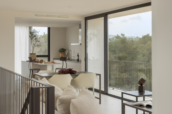 Modernes Neubauhaus mit Teilmeerblick im Osten der Insel Bild 8