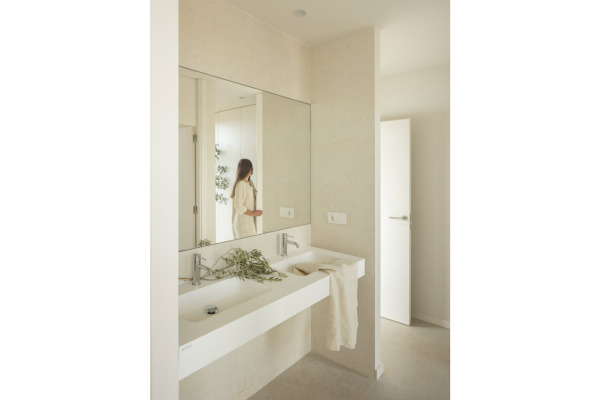 Modernes Neubauhaus mit Teilmeerblick im Osten der Insel Bild 10