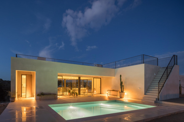 Modernes Neubauhaus mit Teilmeerblick im Osten der Insel Bild 12