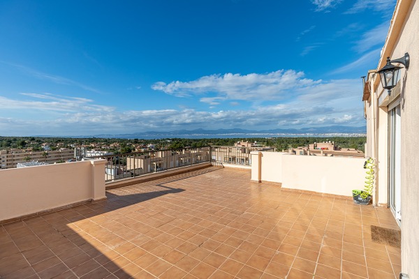 Penthouse Wohnung mit traumhaftem Weitblick über die Bucht von Palma Bild 2