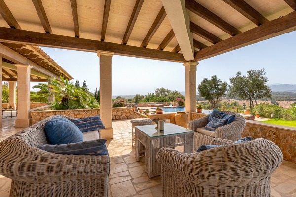 Großzügiges Finca-Anwesen mit Pool in ruhiger Lage nahe Santa Magdalena Bild 3