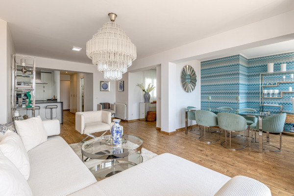 Modernisiertes Penthouse-Apartment mit traumhafter Terrasse in Santa Catalina Bild 4