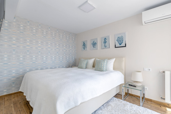 Modernisiertes Penthouse-Apartment mit traumhafter Terrasse in Santa Catalina Bild 8