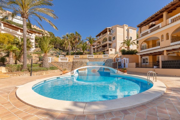 Gemütliche Gartenwohnung mit Teilmeerblick und Tiefgaragenstellplatz Bild 2