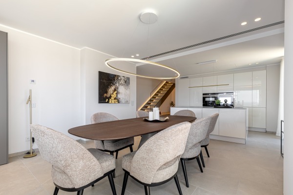 Neugebautes Duplex-Penthouse mit Meerblick und privatem Pool auf der Dachterrasse Bild 9