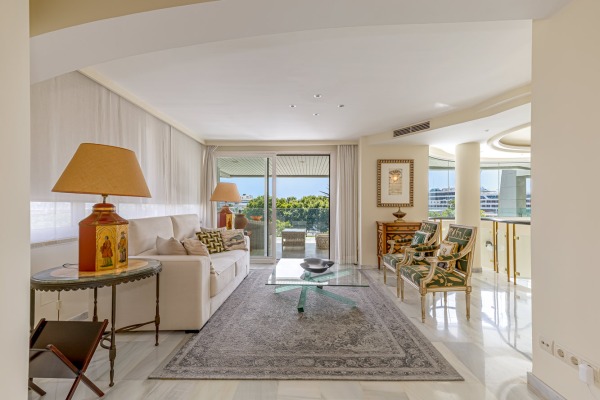 Großzügige Maisonette-Wohnung mit Meerblick am Paseo Marítimo in Palma Bild 4