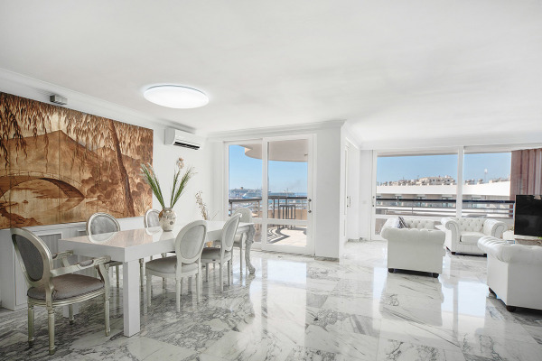 Großzügiges Luxus-Penthouse mit Meer- und Hafenblick am Paseo Maritimo Bild 4