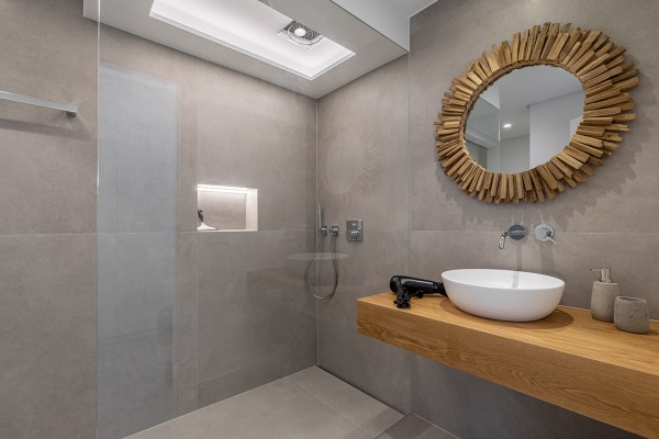 Einzigartiges Villen-Anwesen mit direktem Meerzugang in 1. Meereslinie Bild 11