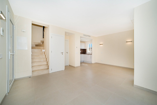 Mediterrane Neubauvillen nah am Es Trenc Strand im Süden Mallorcas Bild 10