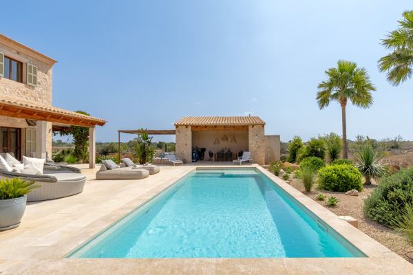 Moderne, neuwertige Finca ruhig gelegen zwischen Santanyi und Ses Salines Bild 6