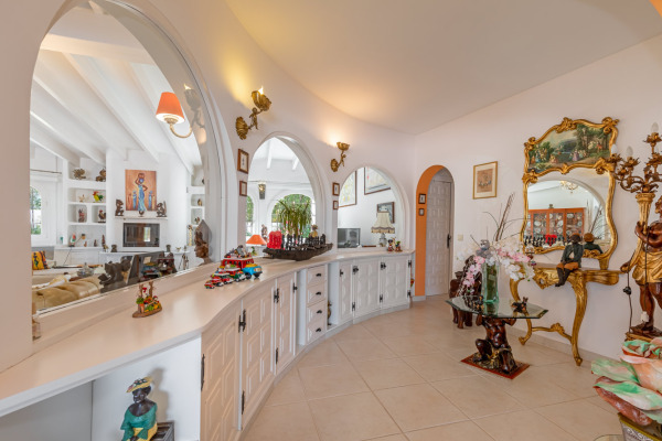 Villa im mediterranen Stil mit viel Potenzial im Südwesten Mallorcas Bild 6