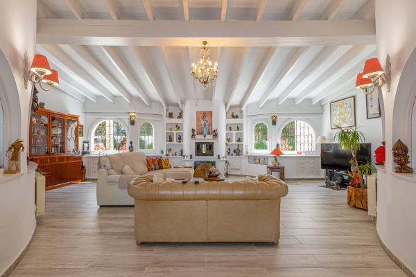 Villa im mediterranen Stil mit viel Potenzial im Südwesten Mallorcas Bild 7