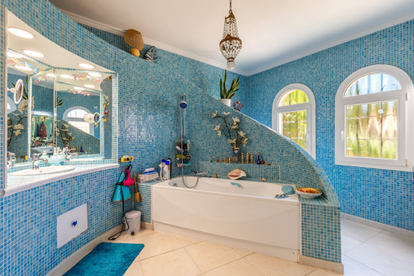 Villa im mediterranen Stil mit viel Potenzial im Südwesten Mallorcas Bild 11