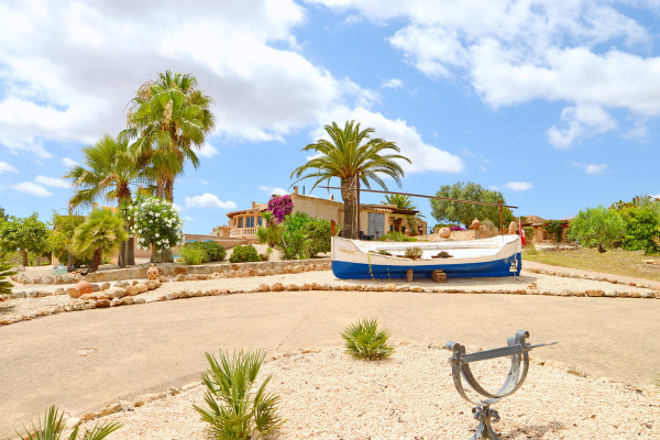 Mediterrane Finca in erhöhter Lage mit Meerblick in Calonge Bild 3