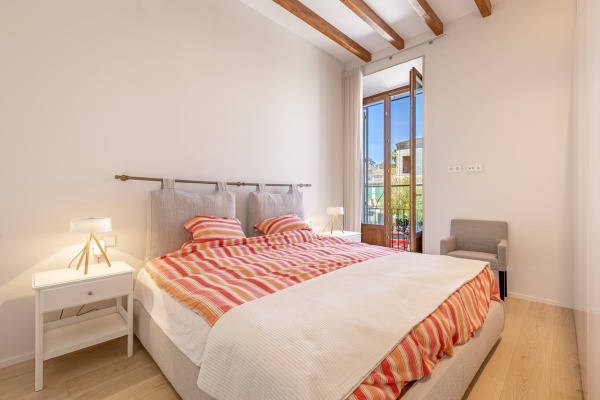 Modernes Apartment mit großzügiger Terrasse im Herzen von Santa Maria Bild 10