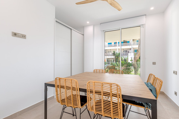 Neugebaute Erdgeschoss-Wohnung mit privatem Pool in Colonia Sant Jordi Bild 6